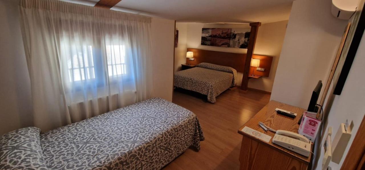 Hostal Santo Tome Toledo Kültér fotó