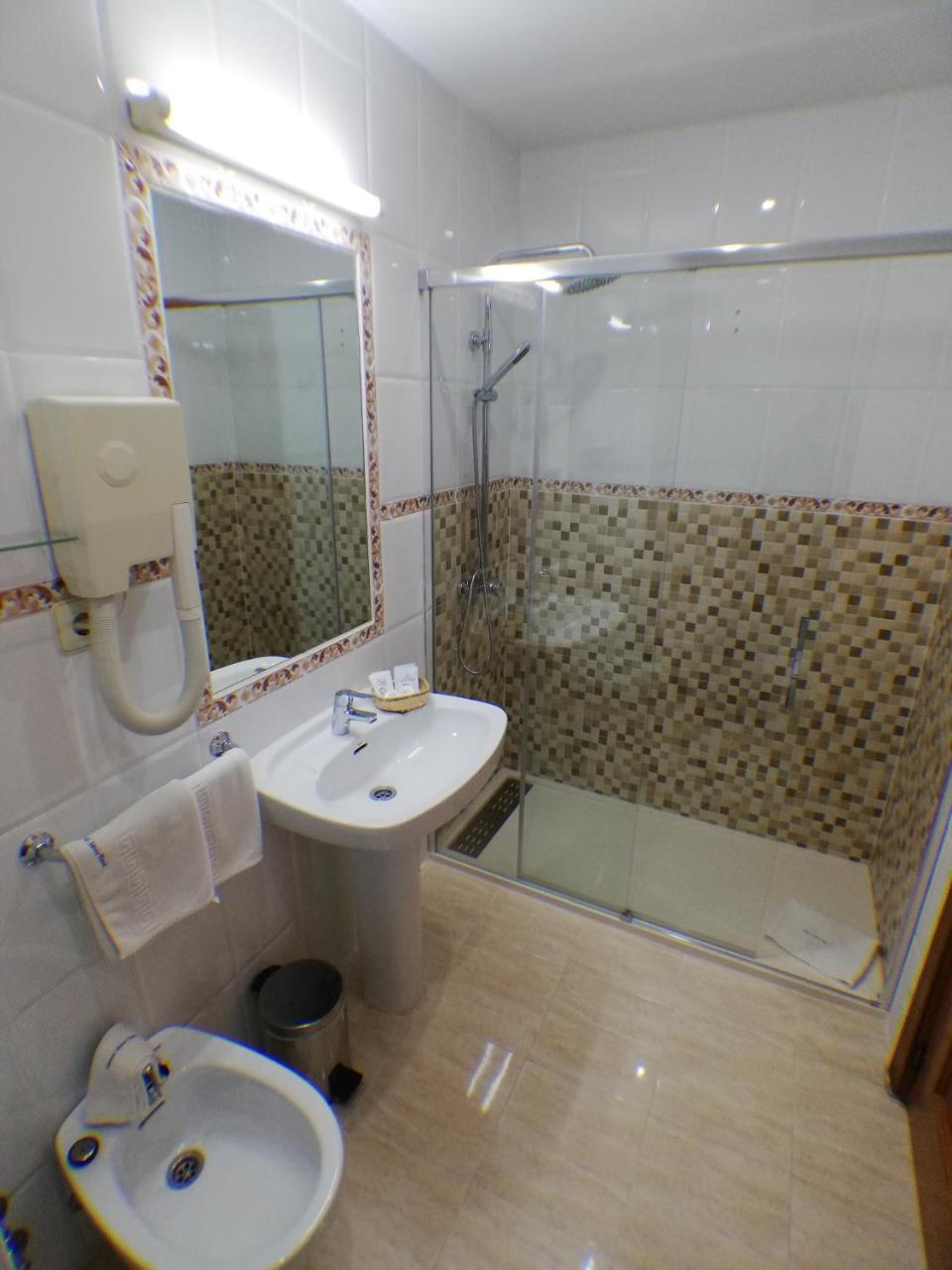 Hostal Santo Tome Toledo Kültér fotó