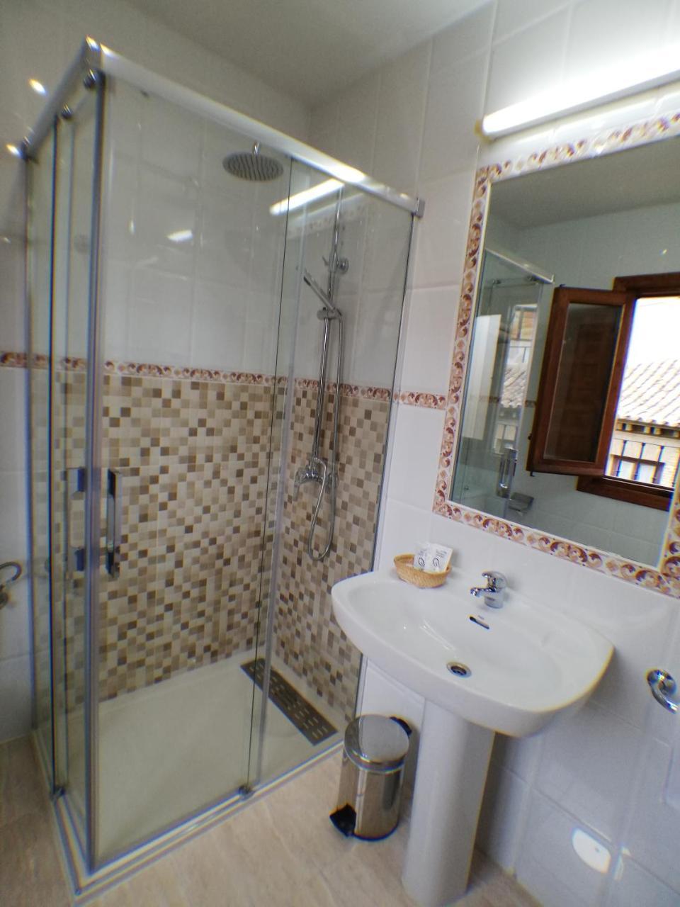Hostal Santo Tome Toledo Kültér fotó